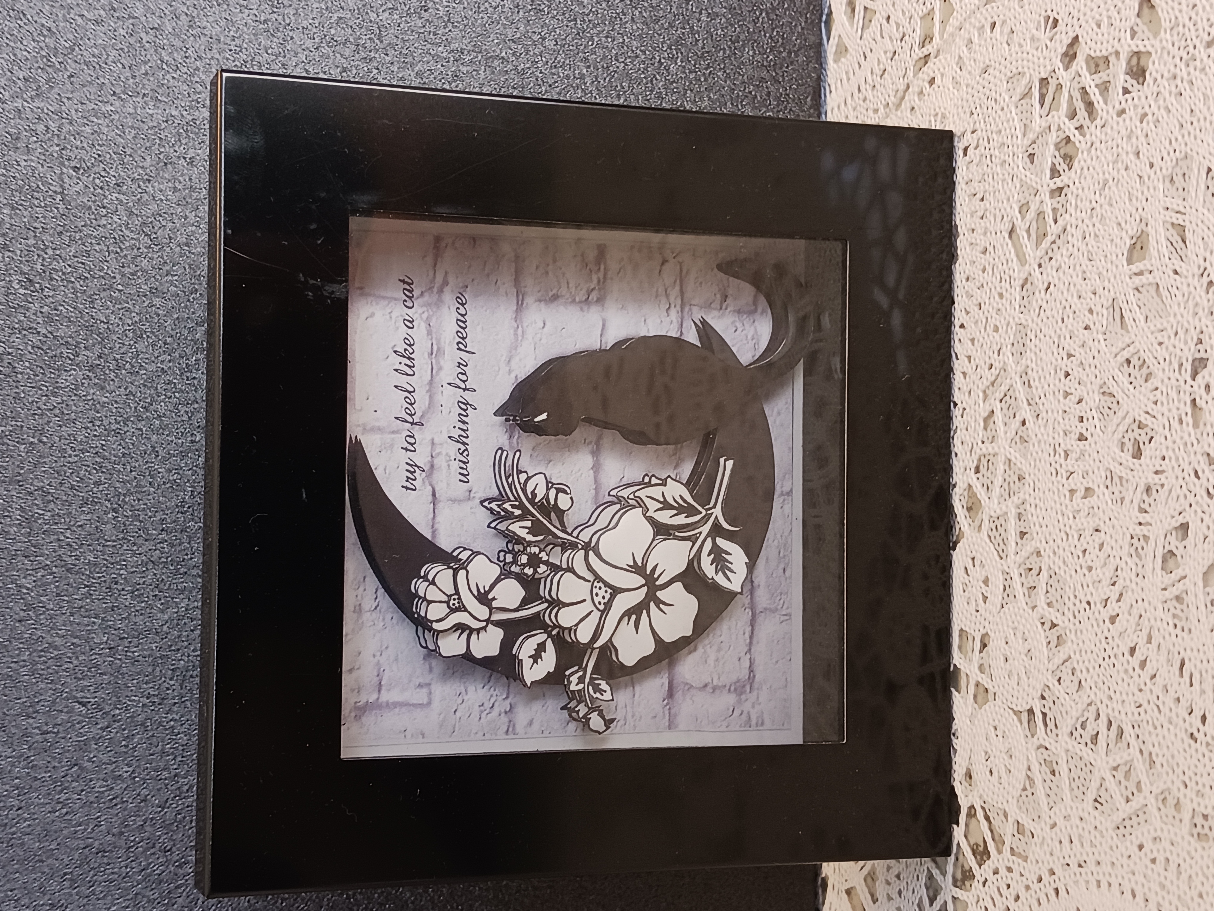 シャドウボックス(猫 三日月)